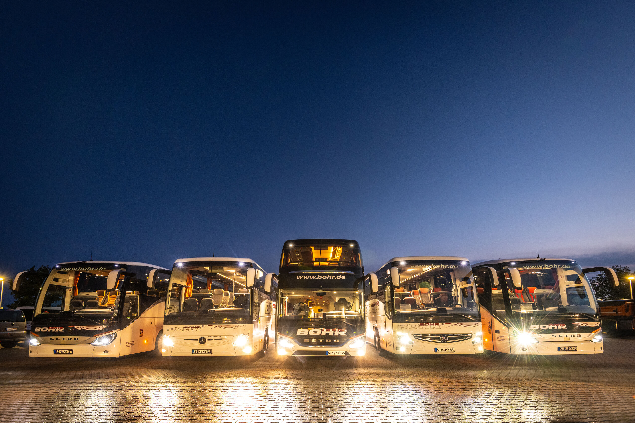 Busfahrt Familie Freunde Spaß