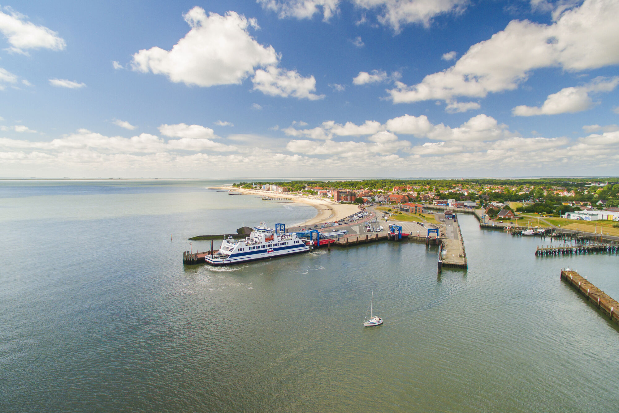 Hamburg, Altes Land & Island of Föhr