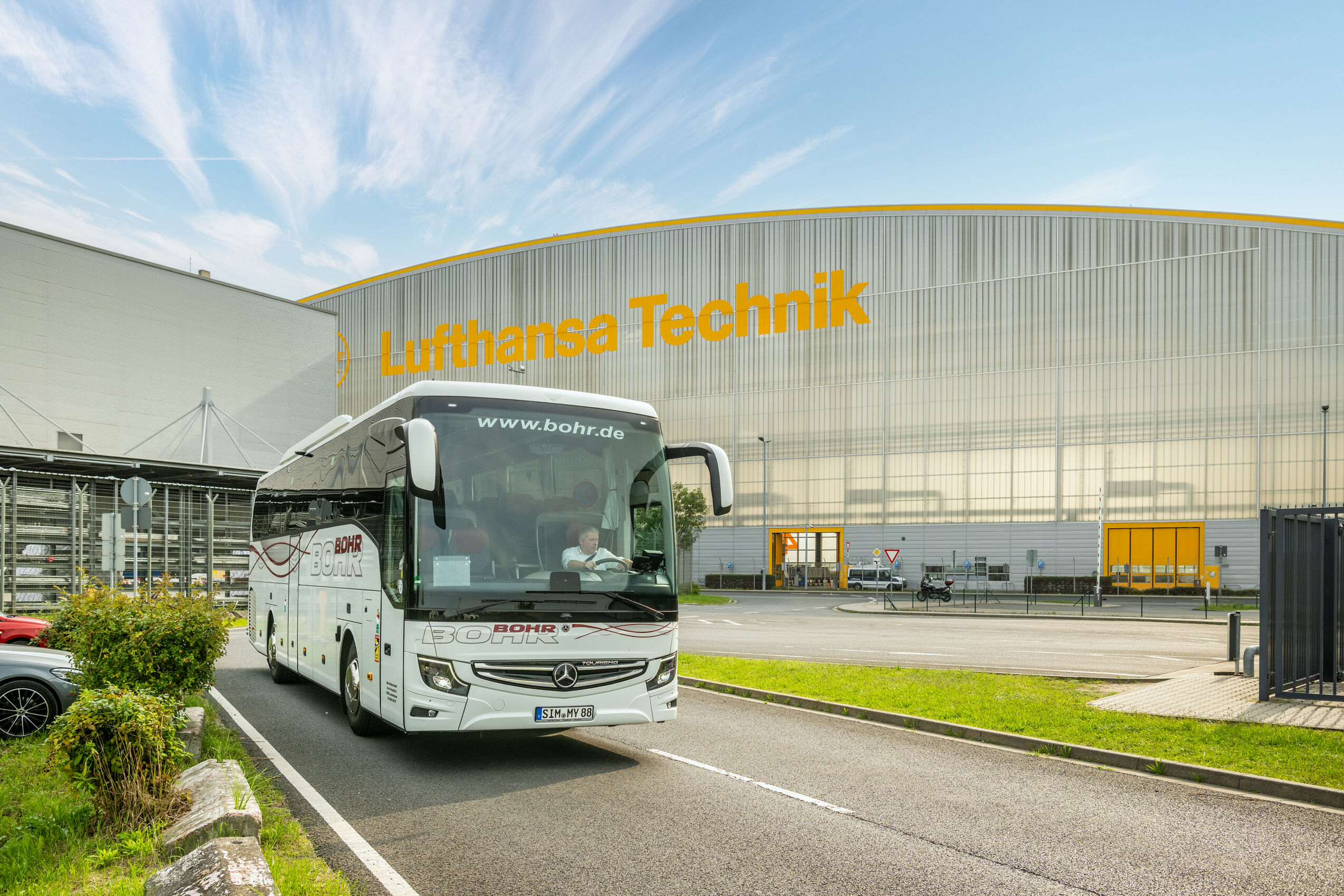 Bus