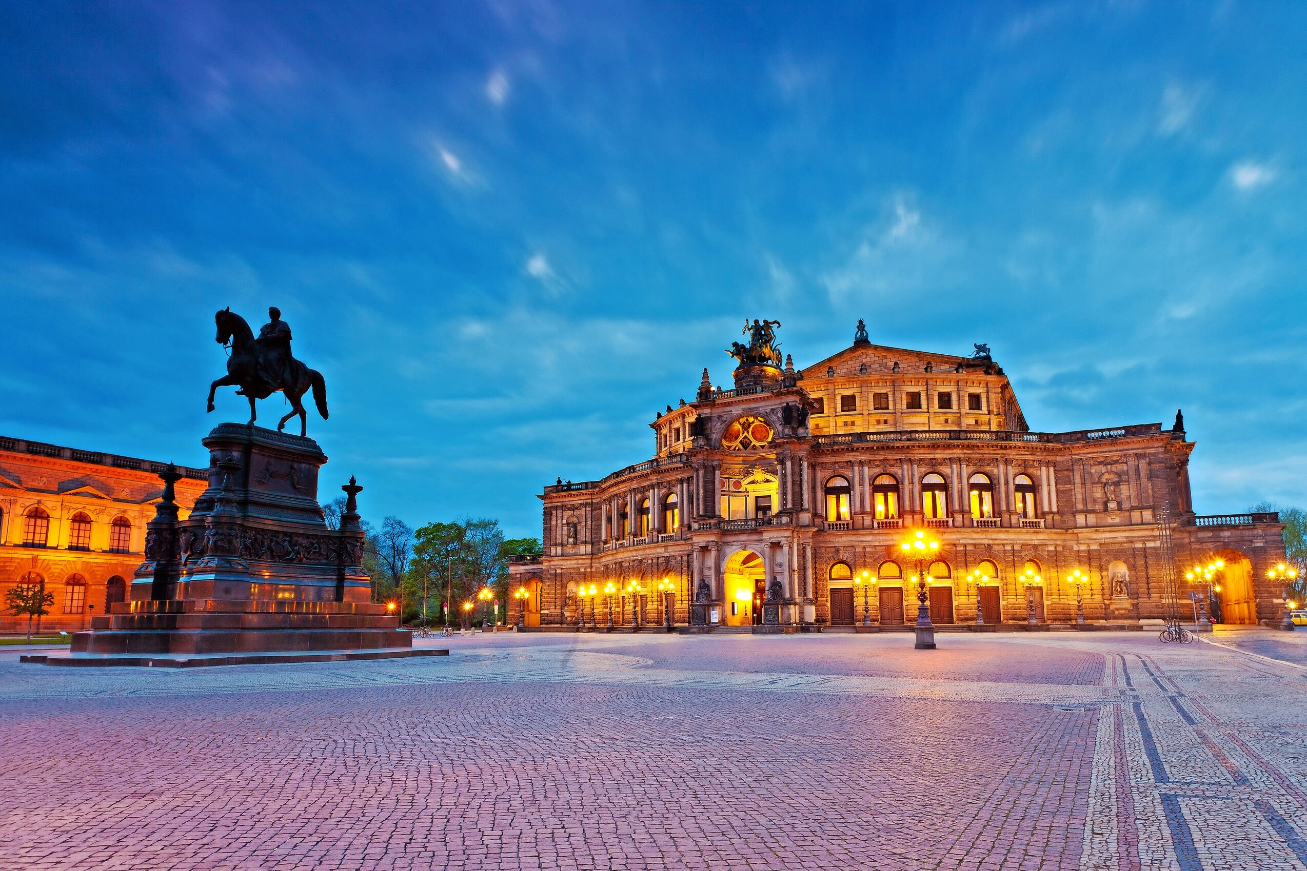 Semperoper Dresden "The Magic Flute"