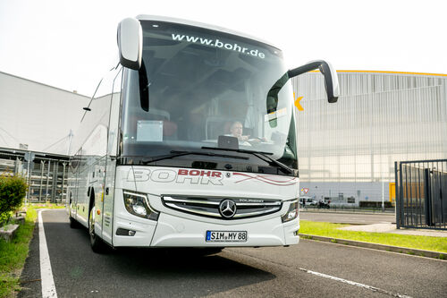 Bus